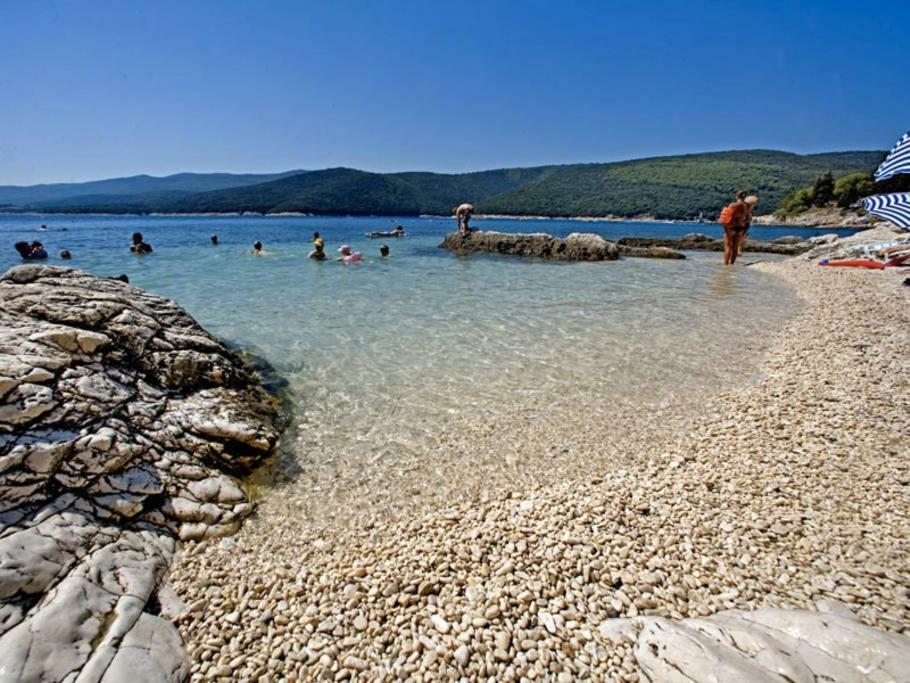 Luxury 1 Bedroom Apartment In Rabac Exterior foto